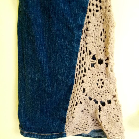 HOST PICK Vintage Jeans w Flared Macrame Leg Small Fit XS - Picture 3 of 3